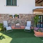 Mare A 4 Minuti Autocasa/giardino E Wifi Apartment